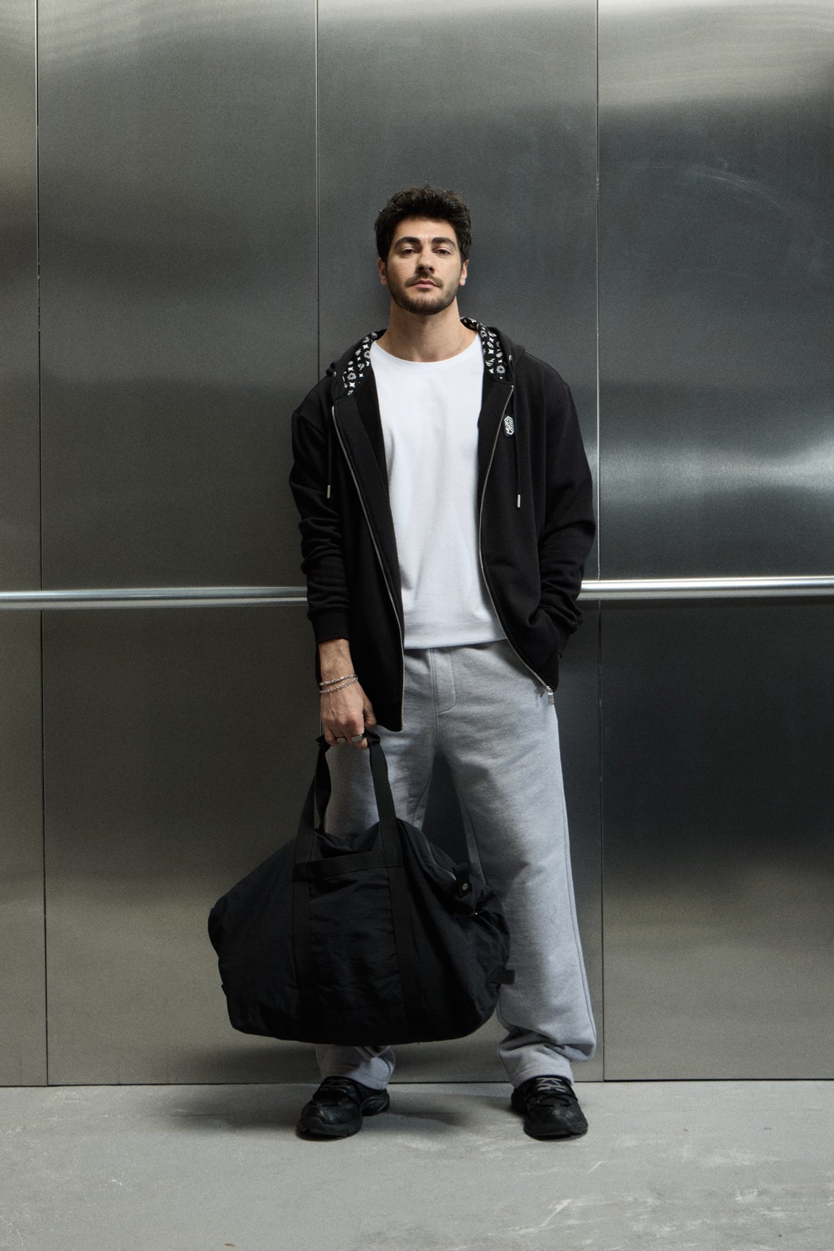 Classic Zip-Up Hoodie - Black