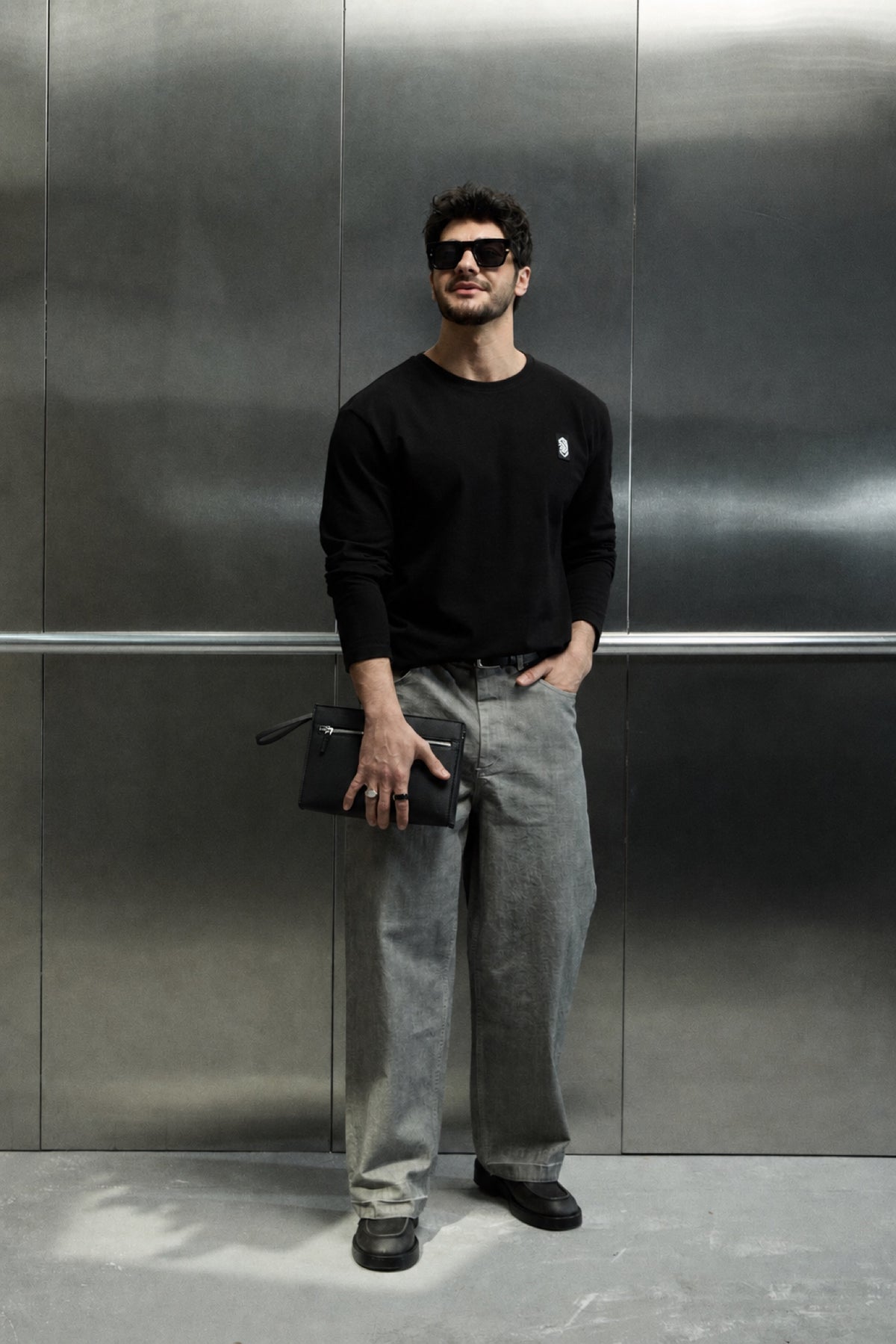 Essential Long Sleeve Tee - Black