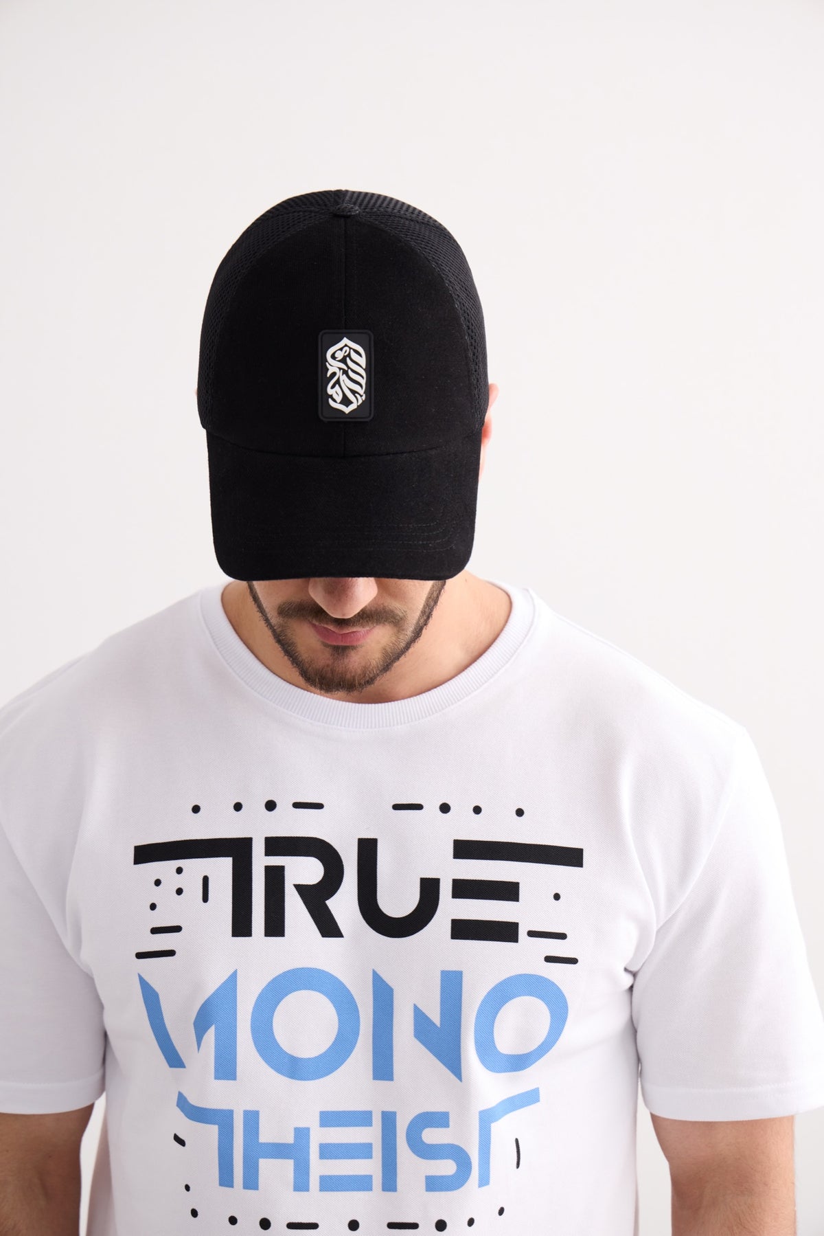 Essential Snapback Cap - Black