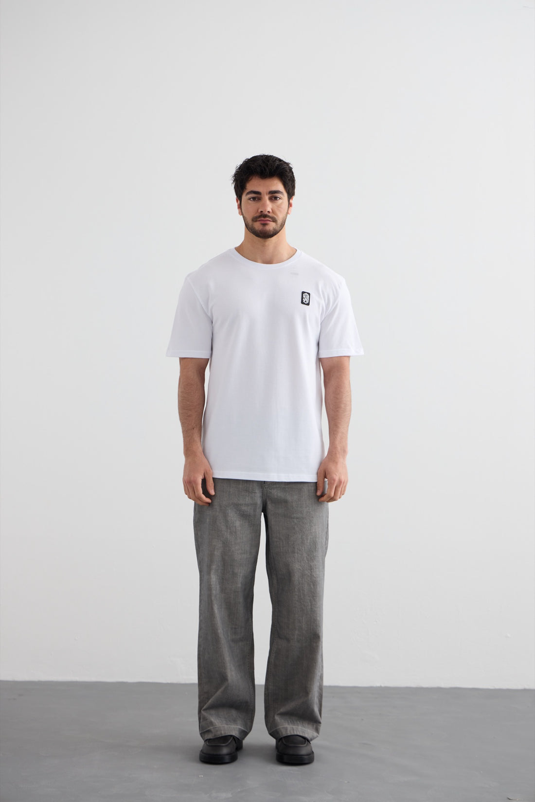 Essential Tee - White