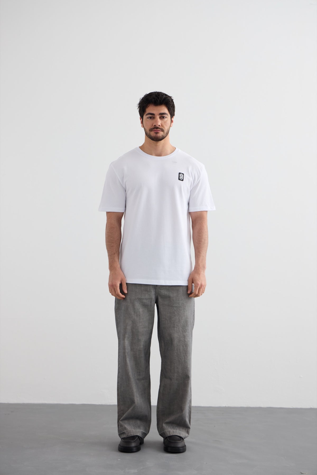 Essential Tee - White