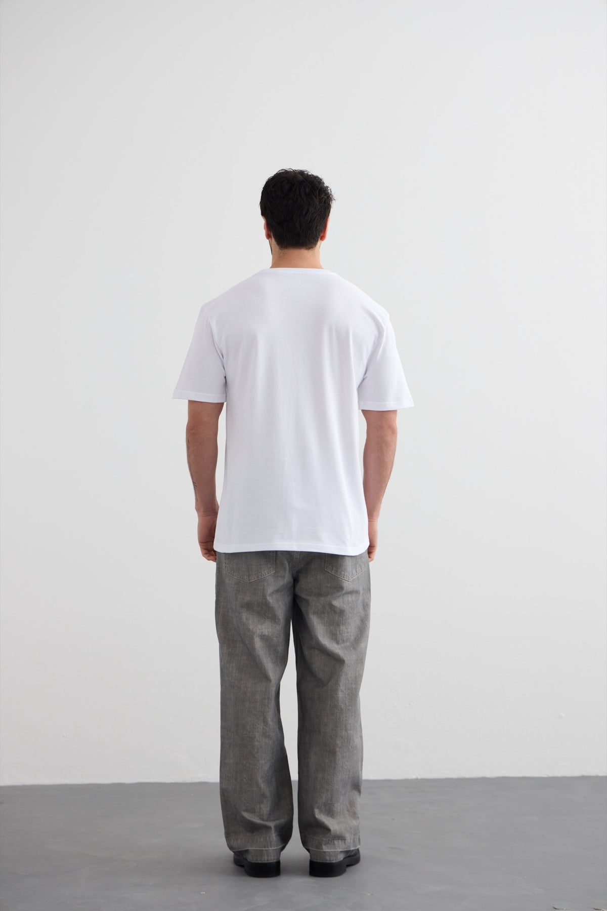 Essential Tee - White